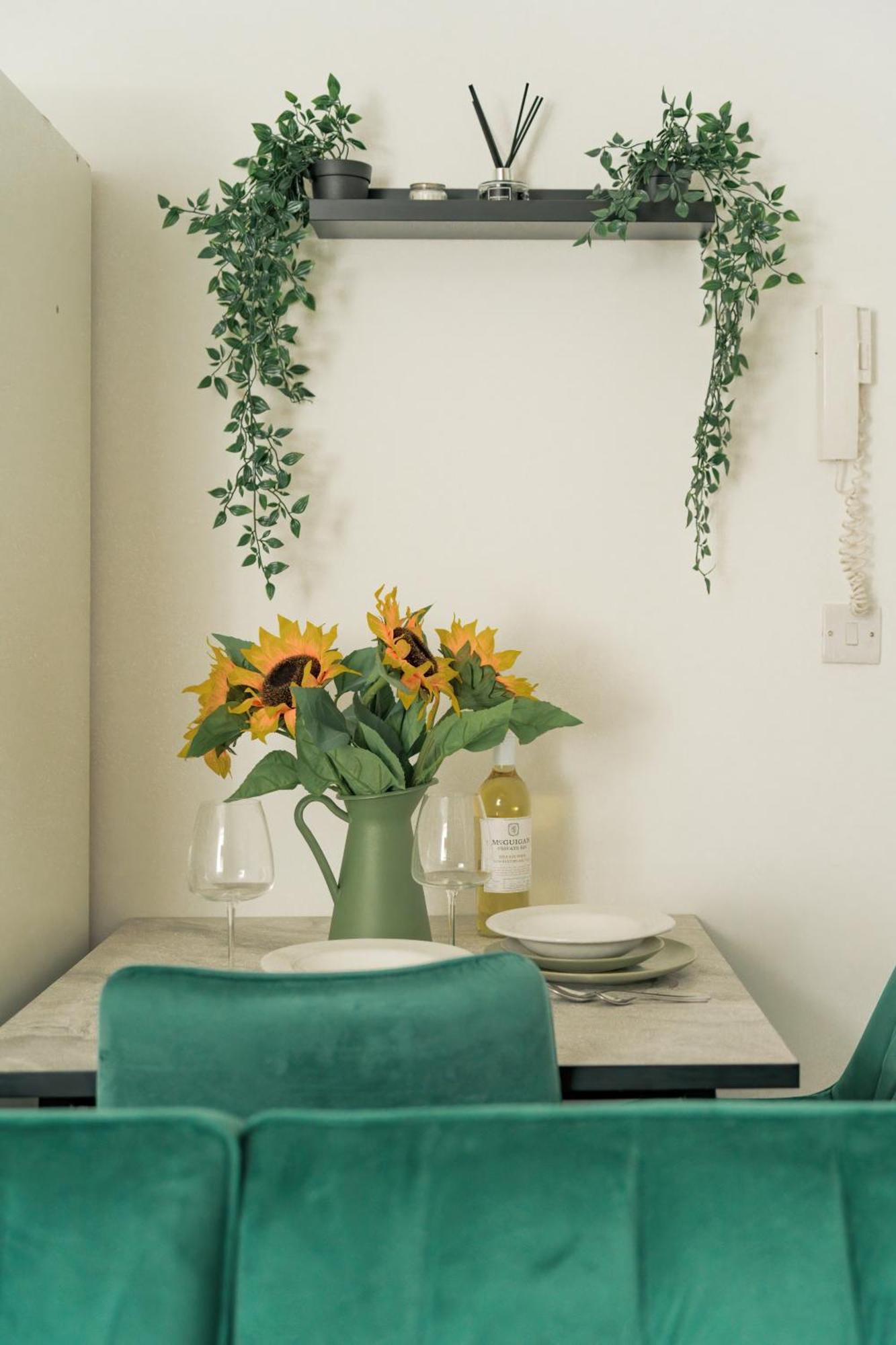 Studio Apartments London With Free Wifi المظهر الخارجي الصورة