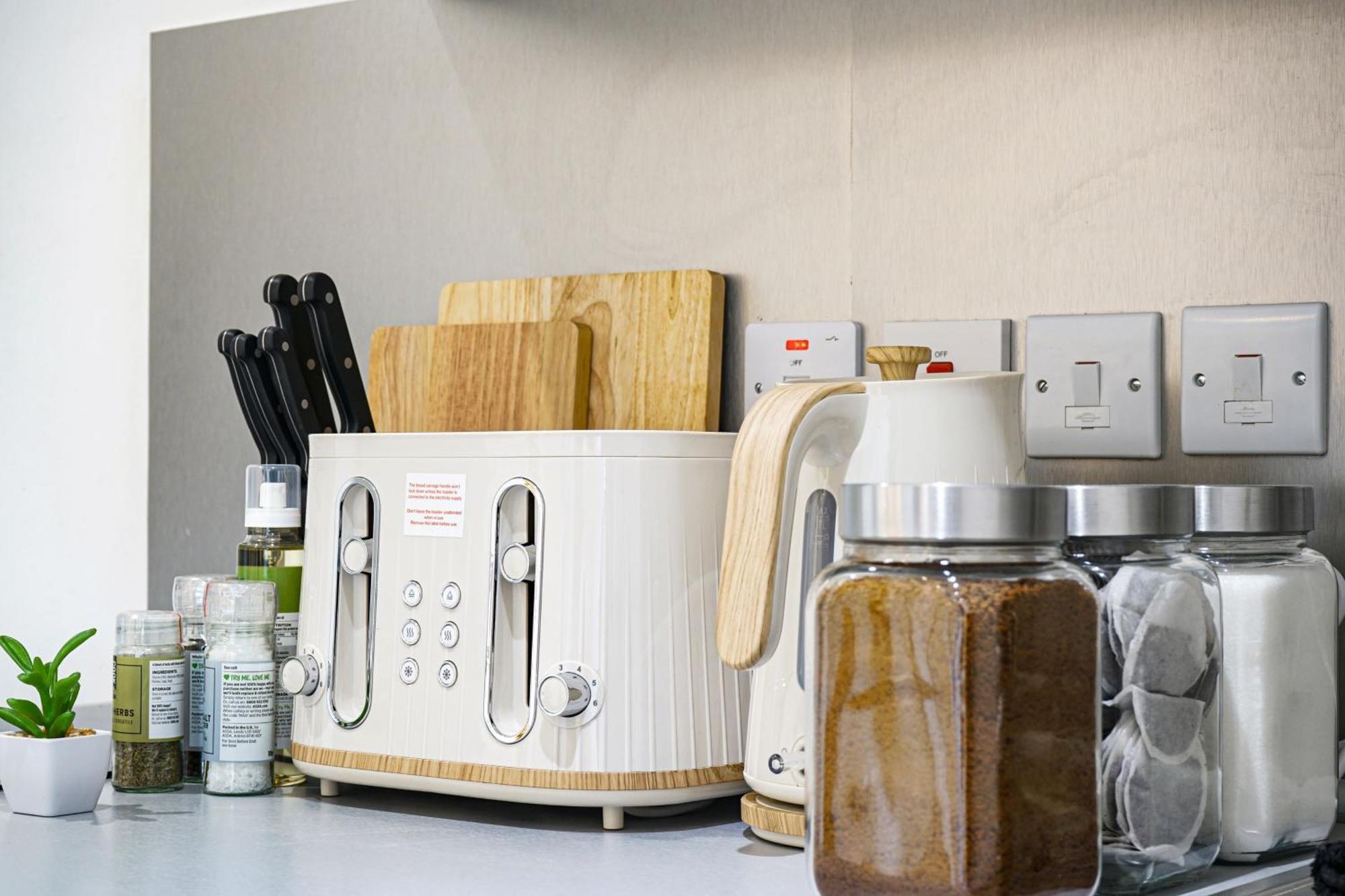 Studio Apartments London With Free Wifi المظهر الخارجي الصورة